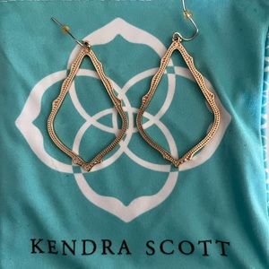Kendra Scott Sophee Drop Earrings in Rose Gold